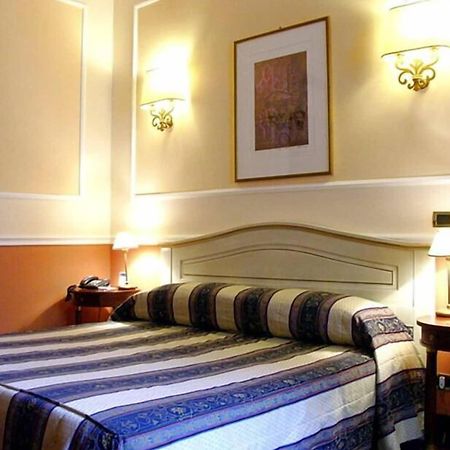 Relais Hotel Antico Palazzo Rospigliosi Рим Номер фото