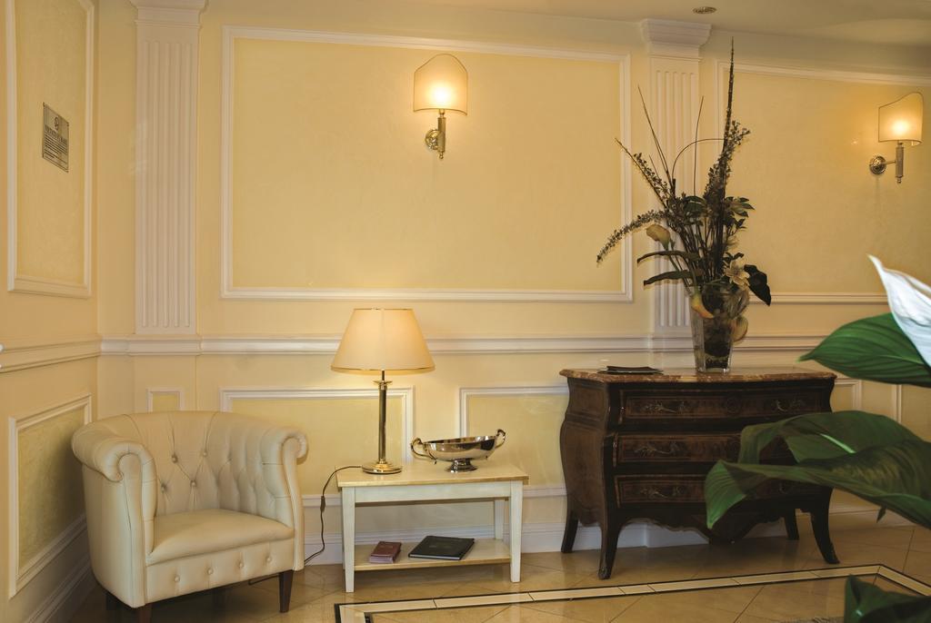 Relais Hotel Antico Palazzo Rospigliosi Рим Экстерьер фото